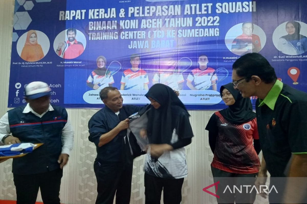 Lepas atlet Pelatda ke Sumedang, KONI Aceh beri target squash tiga emas PON XXI/2024