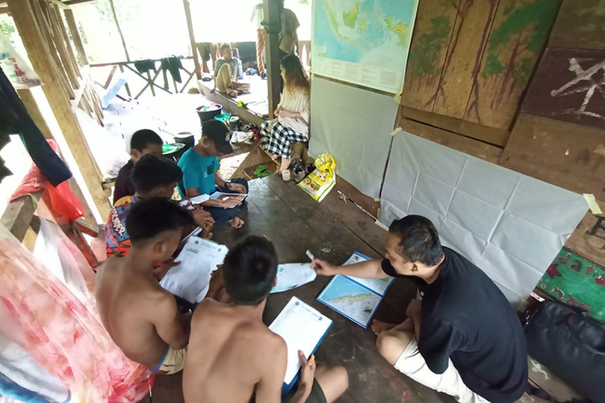 Prodi Geografi UMP petakan hutan adat bersama Suku Orang Rimba
