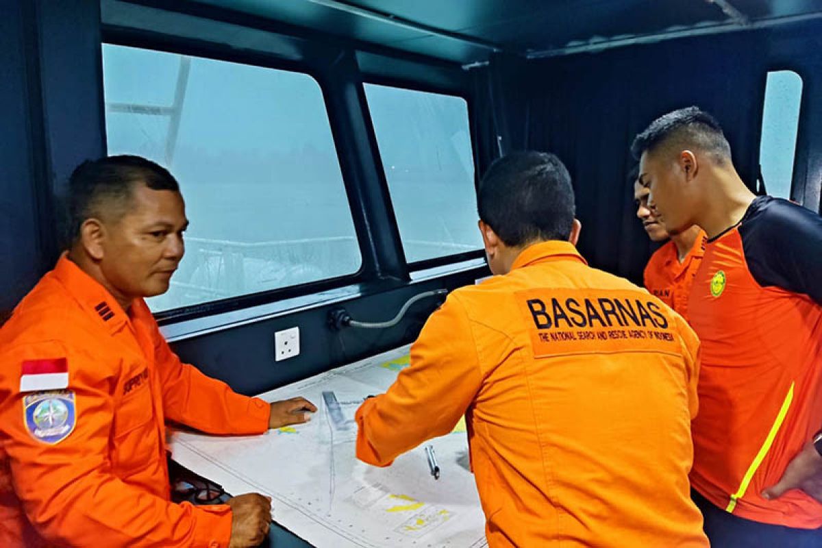 Seorang awak kapal hilang kontak di Selat Malaka ditemukan selamat