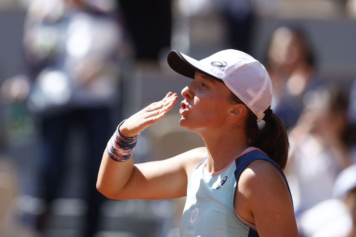 Swiatek melangkah ke semifinal French Open usai kalahkan Jessica Pegula