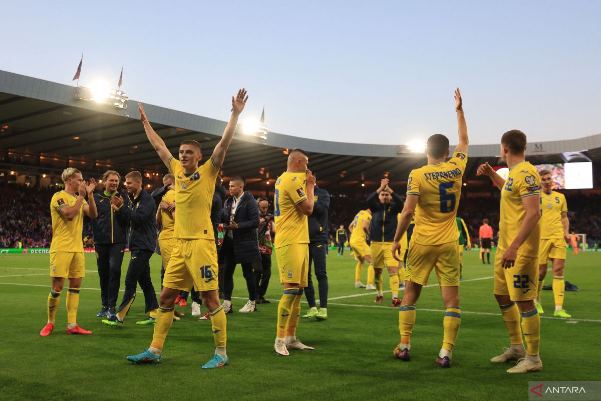 Ukraina selangkah lagi ke Piala Dunia 2022