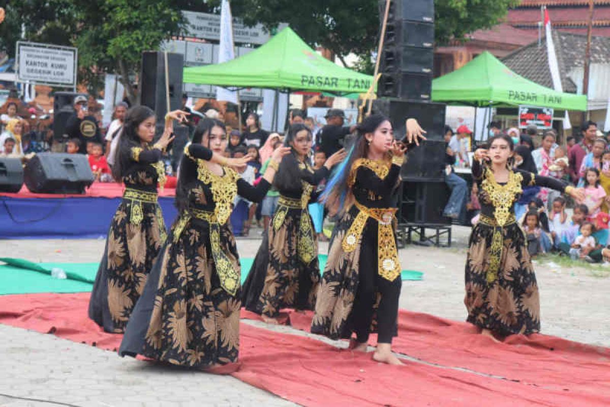 Gegesik Kreatif Festival hidupkan kesenian Cirebon
