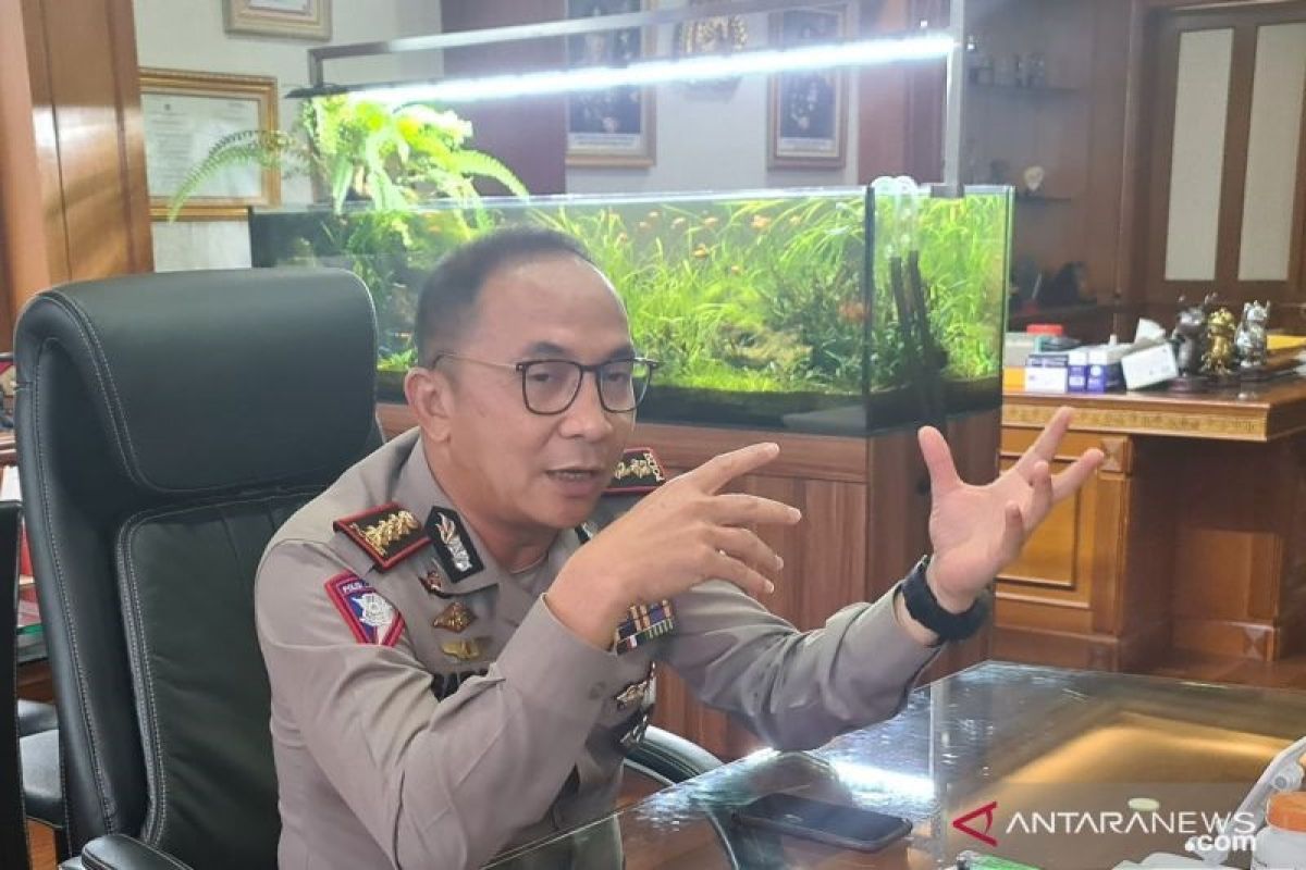 Pelat nomor polisi warna putih diprioritaskan untuk kendaraan baru