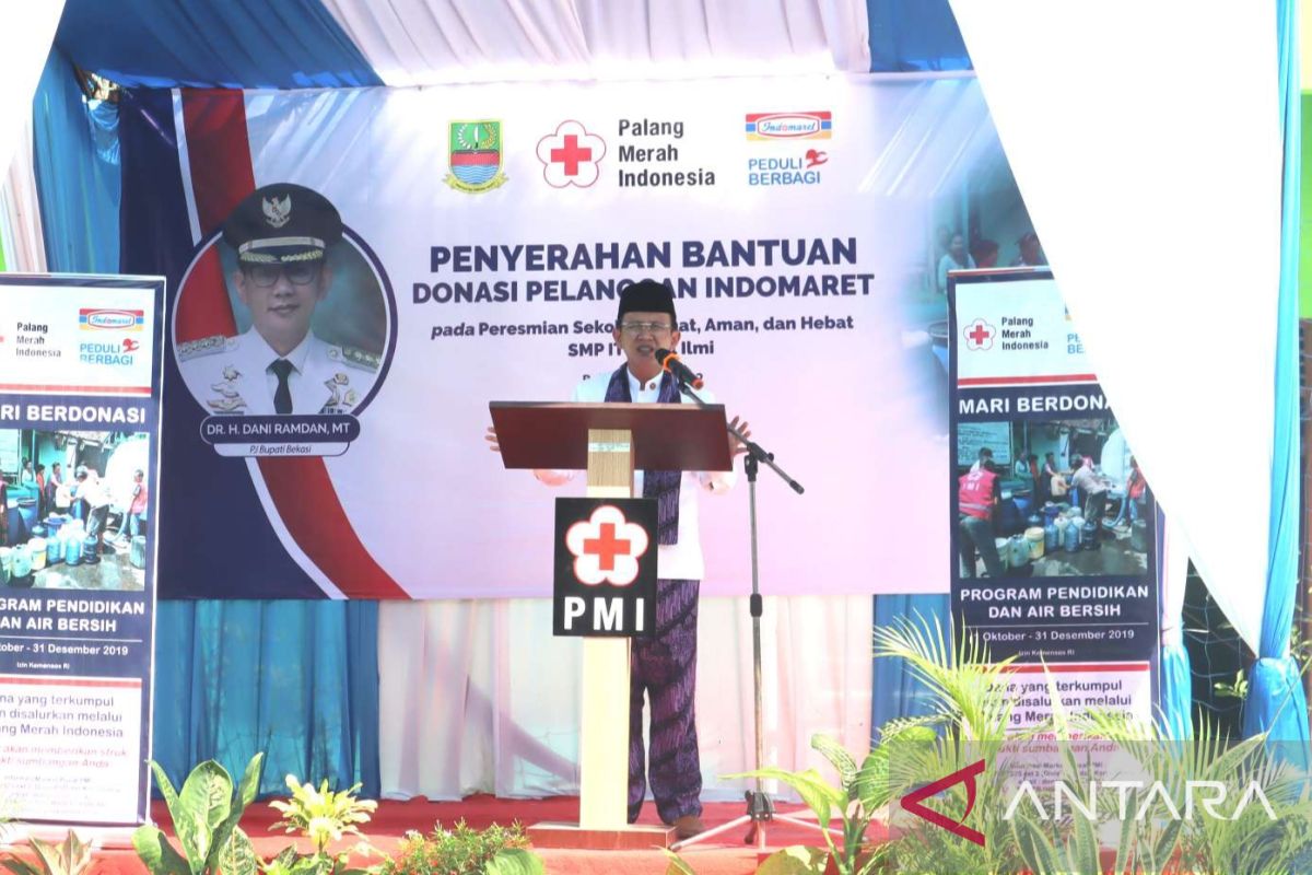 Penjabat Bupati Bekasi resmikan Sahabat PMI-swasta di Cibarusah