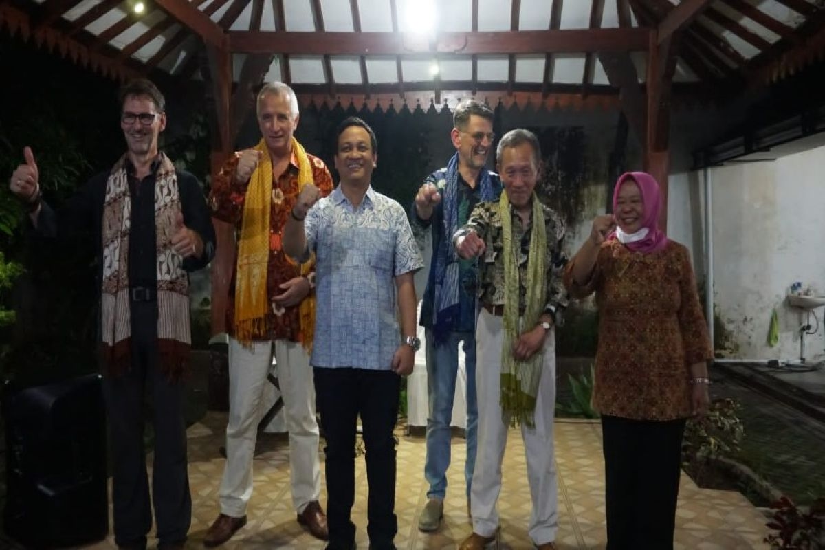 Pekalongan, Dutch authorities to cooperate in coastal flooding control