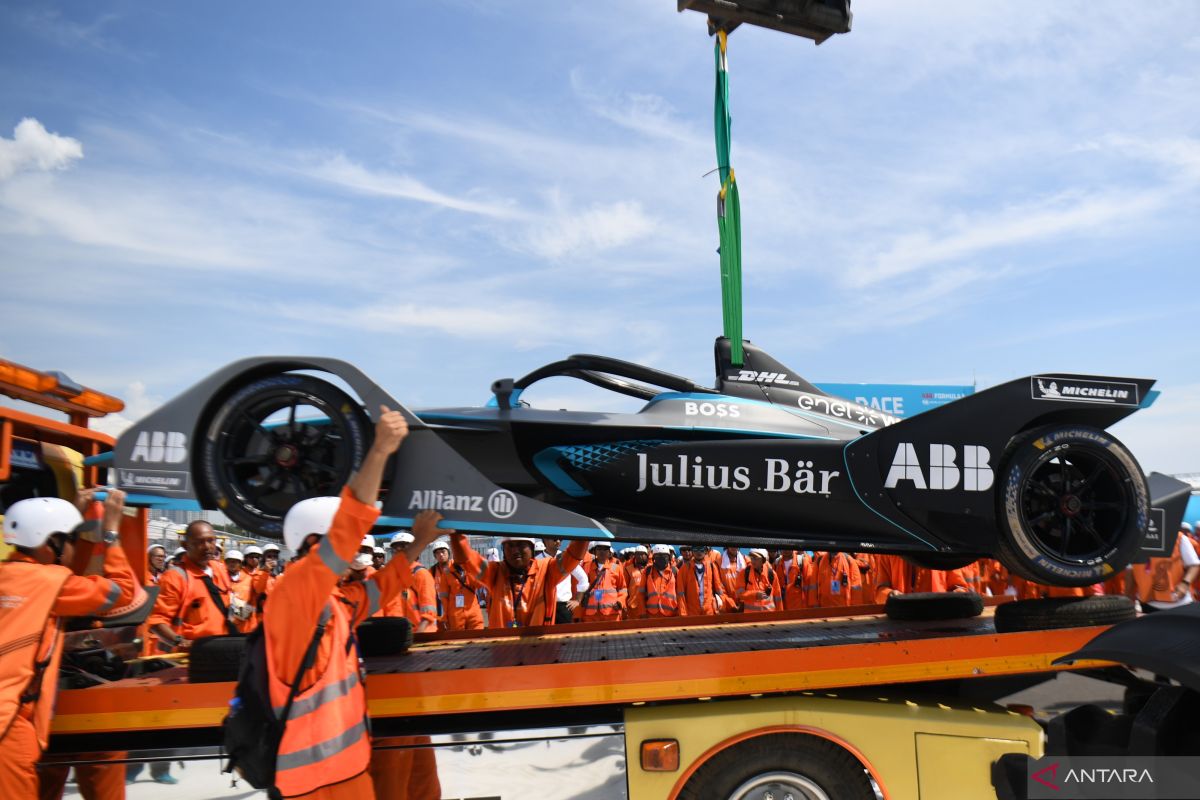 Sejumlah pebalap Formula E antisipasi cuaca panas Jakarta