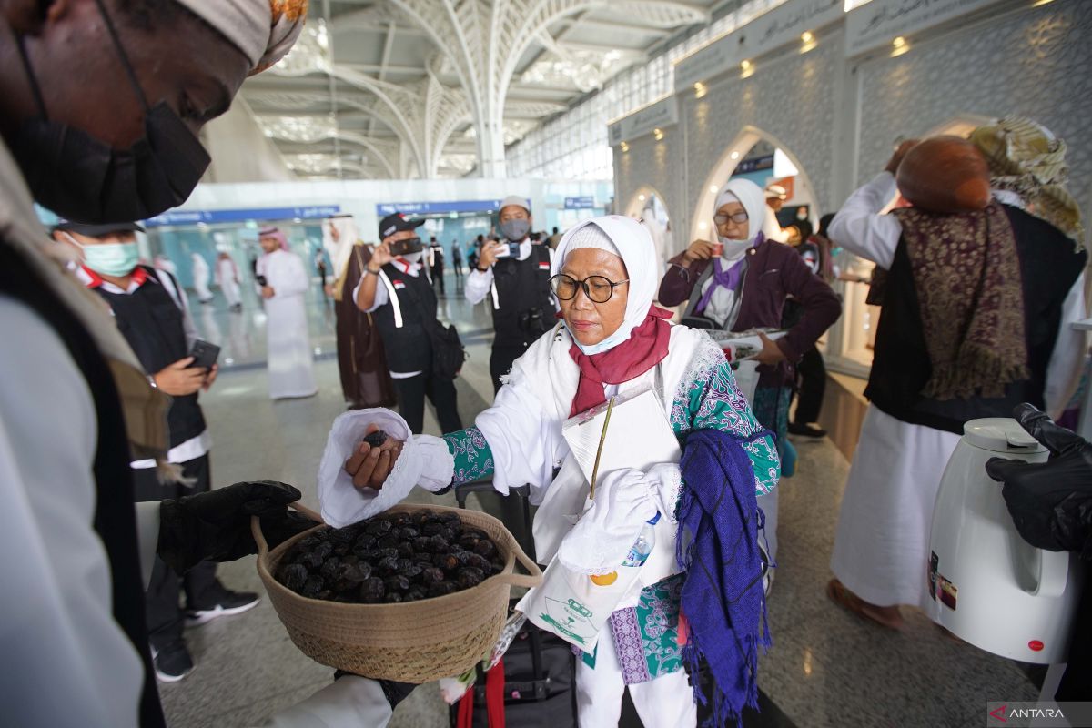 Sebanyak 3.938 calon haji Embarkasi Solo tiba di Arab Saudi