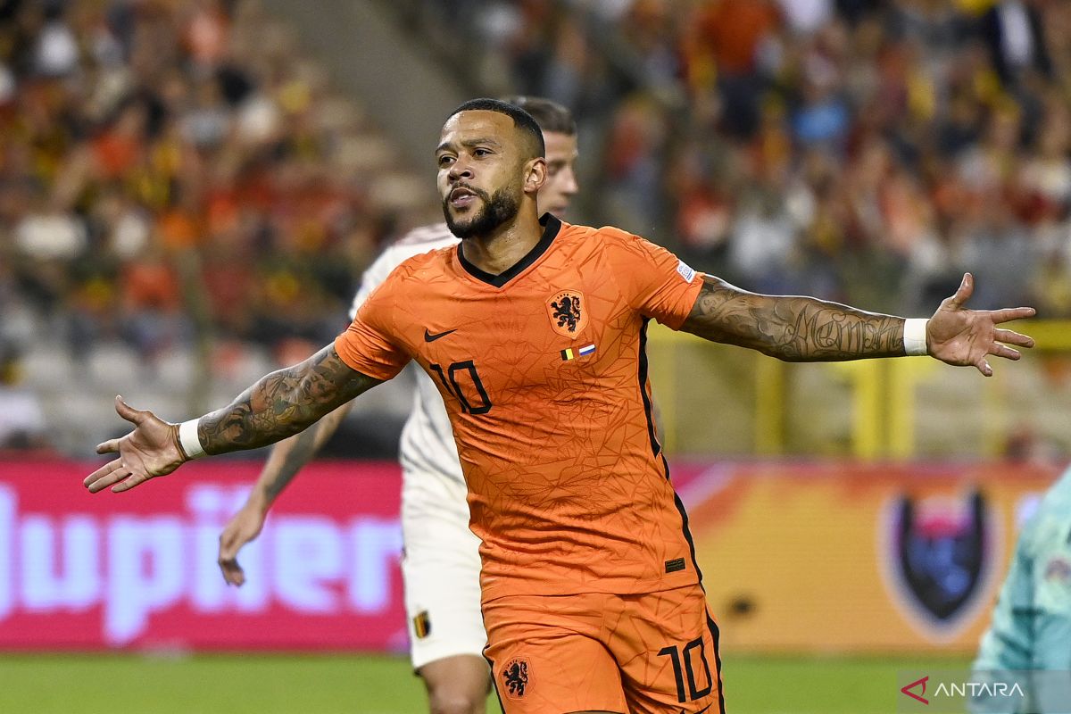 Memphis Depay turut bawa Belanda hancurkan Belgia dengan 2 golnya