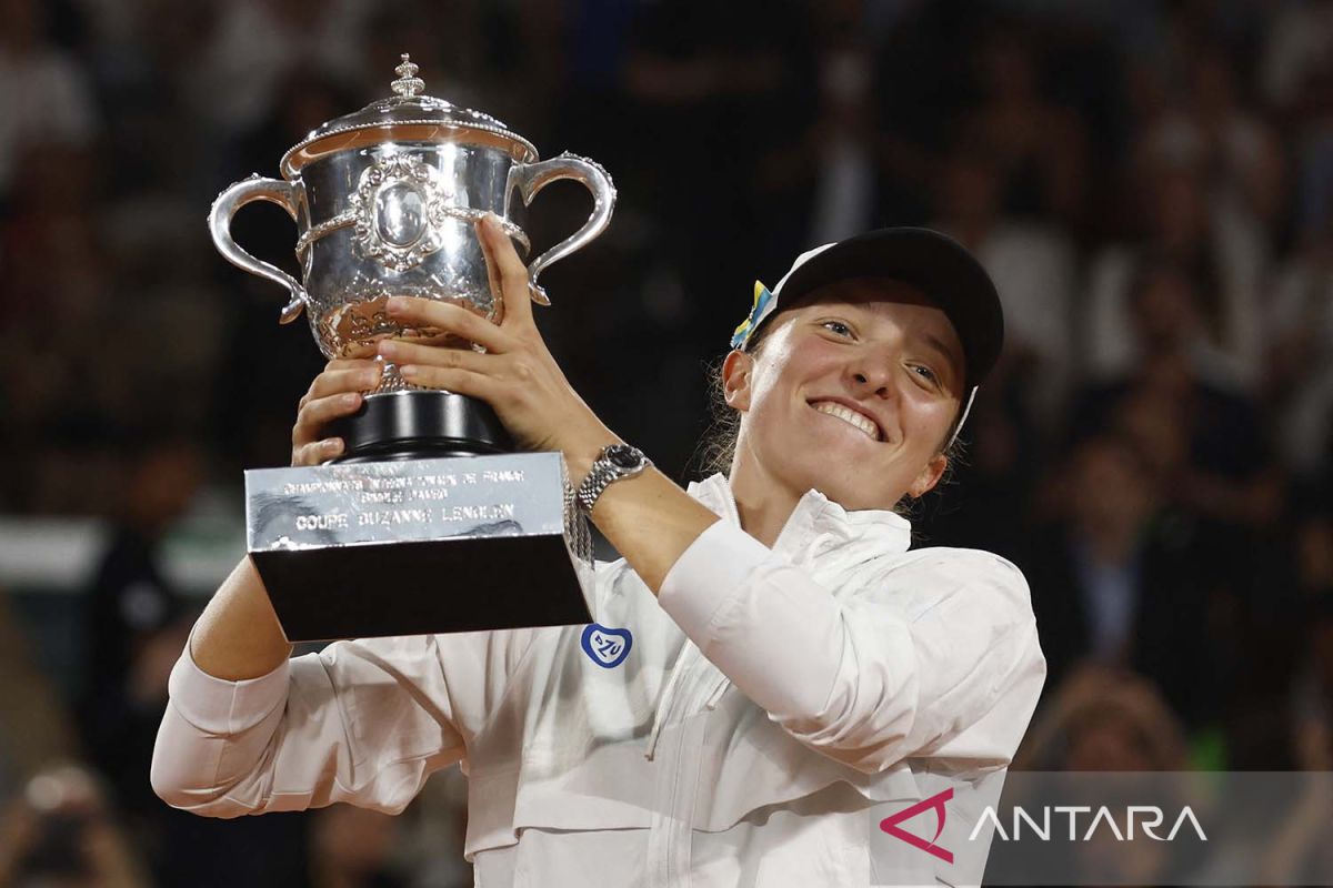 Iga Swiatek lewatkan Berlin Open, berharap kembali di Wimbledon