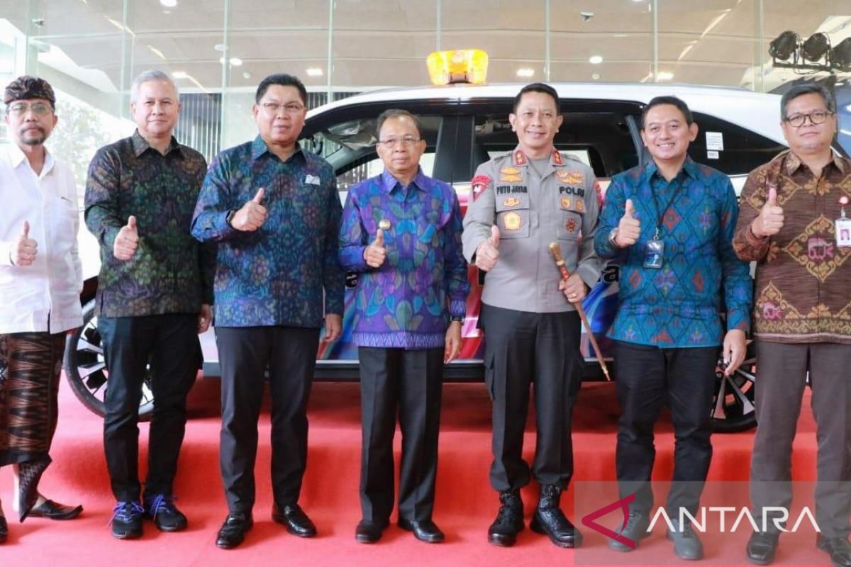 Bank Mandiri bantu satu mobil operasional untuk MDA Bali