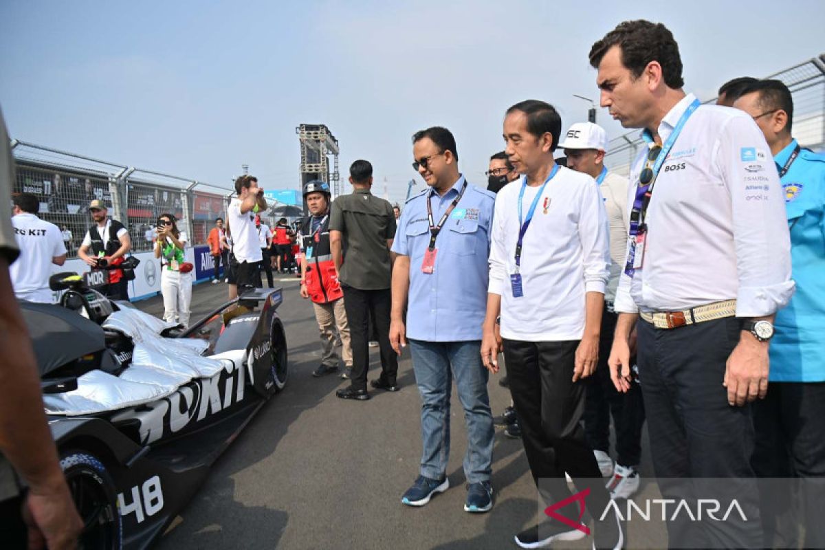 Presiden tepis anggapan pemerintah  pusat tak dukung Jakarta E-Prix