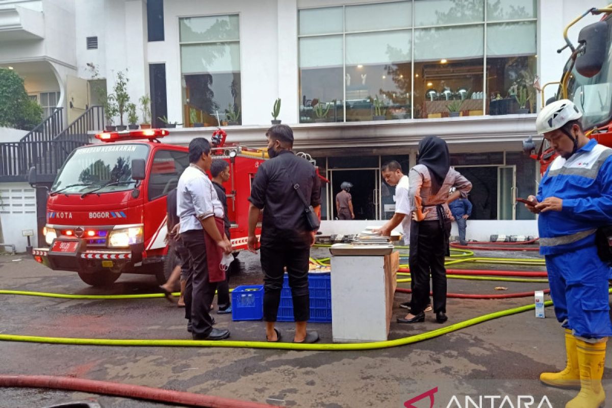 Hotel di Bogor alami kebakaran akibat masalah aliran listrik di plafon