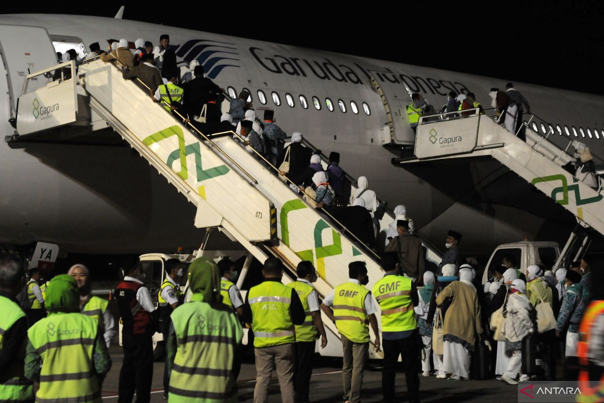 Bandara Adi Soemarmo siapkan lima tempat parkir untuk pesawat haji