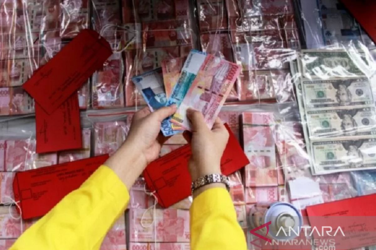 Polres Karawang tangkap seorang pengedar uang palsu