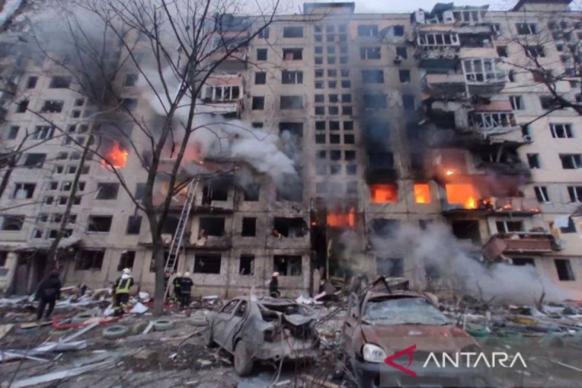 Sejumlah ledakan guncang ibu kota Ukraina, situasi tegang