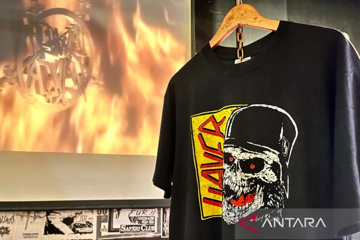 Lawless Jakarta rilis merchandise kolaborasi band metal Slayer