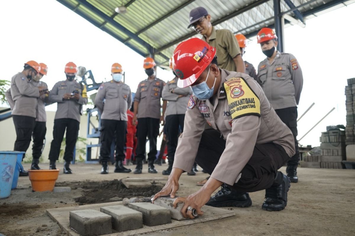 PLN menggandeng Polda NTB optimalkan pemanfaatan limbah PLTU