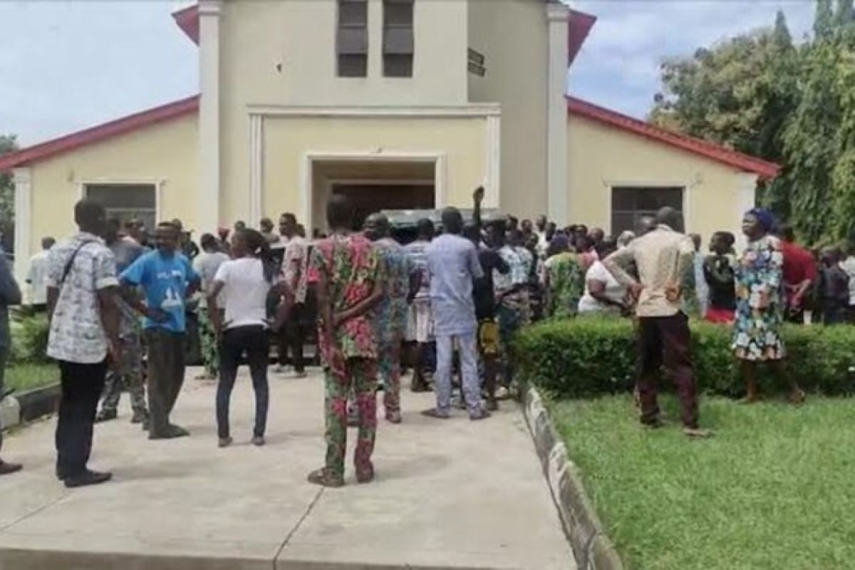 Serangan gereja di Nigeria tewaskan 22 orang