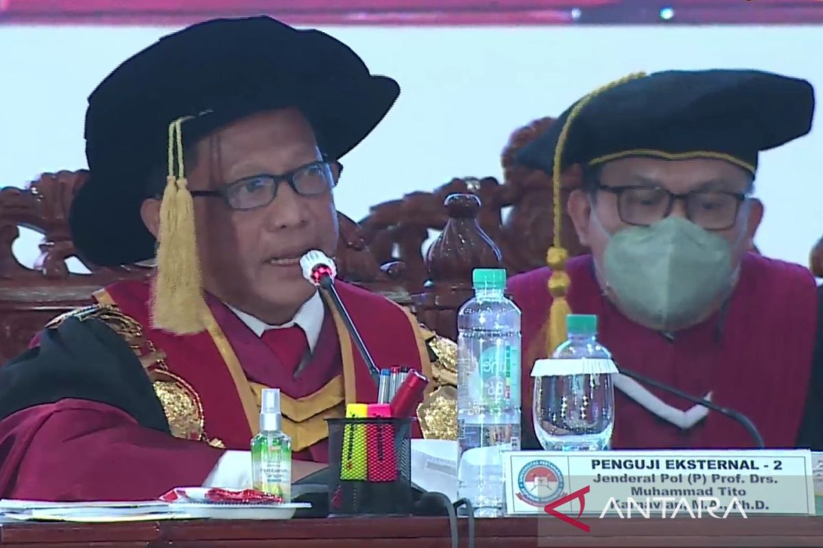 Guru Besar PTIK Tito Karnavian puji disertasi Hasto Kristiyanto