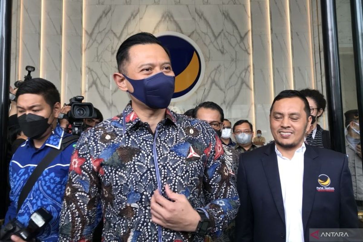 Susilo Bambang Yudhoyono dan AHY kunjungi Surya Paloh di Nasdem Tower