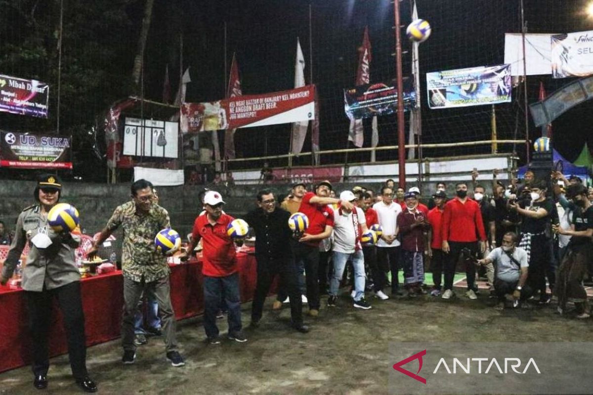 Bupati Tabanan buka Kejuaraan Bola Volly Putra Vodka Cup III