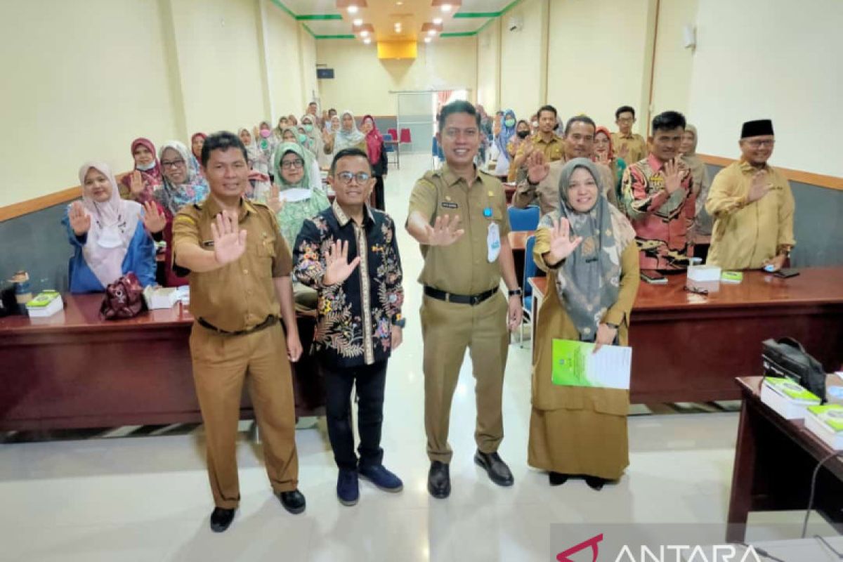 Dharmasraya tingkatkan kapasitas SDM perlindungan perempuan dan anak