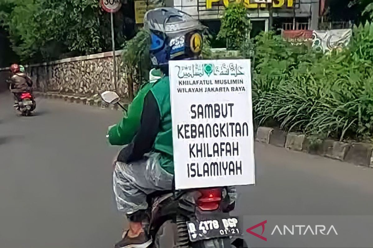 Polda Metro Jaya geledah kantor pusat Khilafatul Muslimin di Lampung