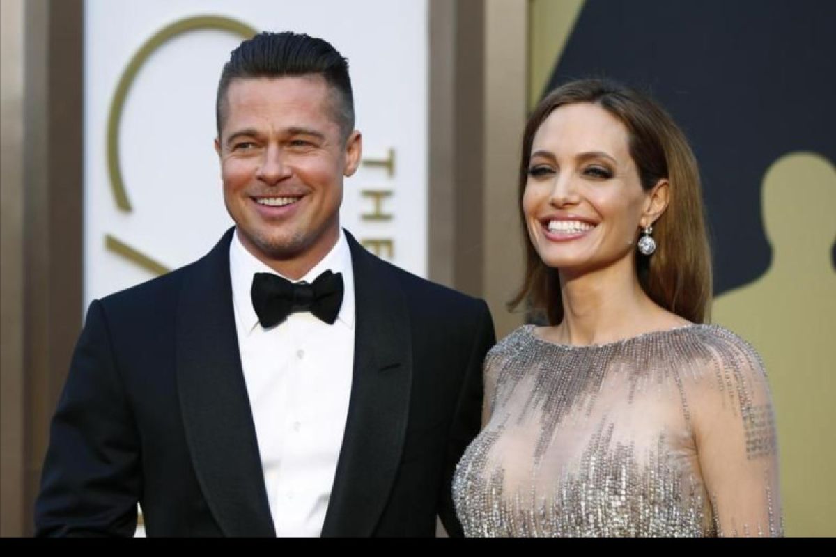 Brad Pitt diduga cekik dan pukul anak saat bertengkar dengan Jolie