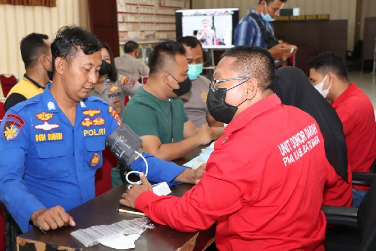 Sambut HUT Bhayangkara ke-76, Polres Batubara gelar donor darah