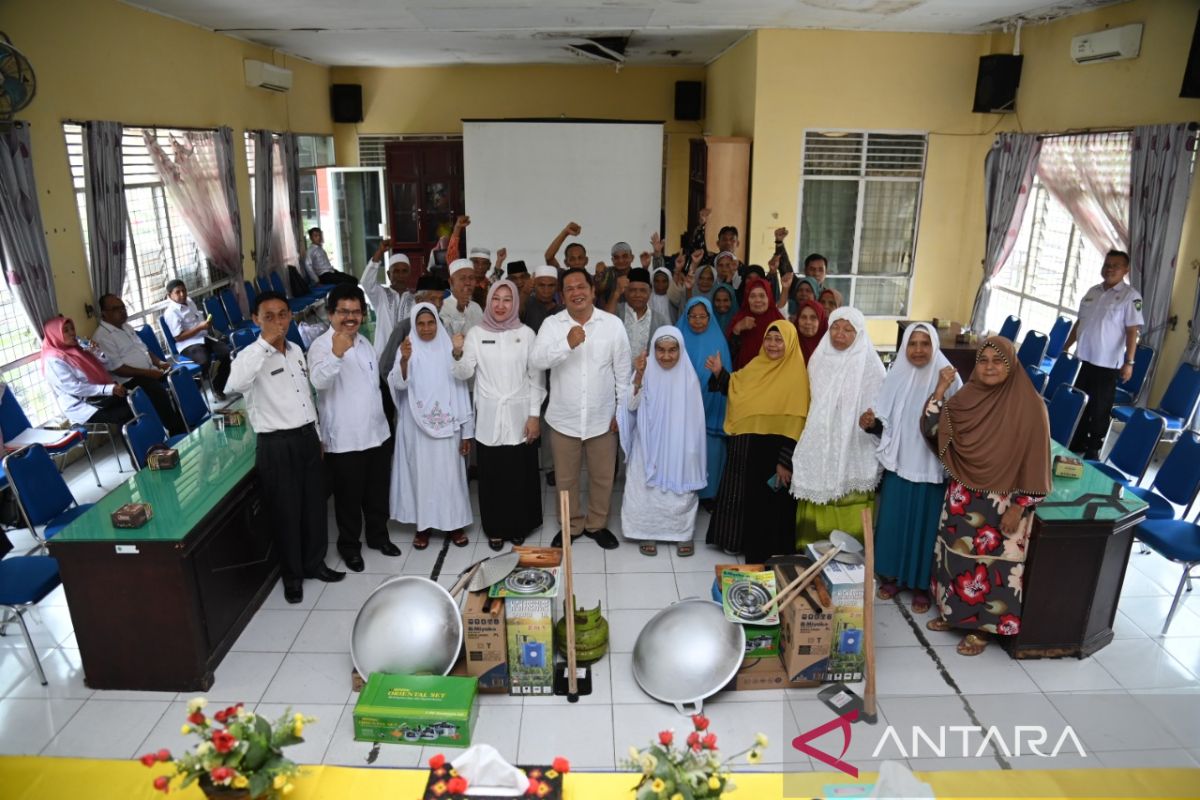 Pemkot Padang Sidempuan peringatin Hari lanjut Usia Nasional