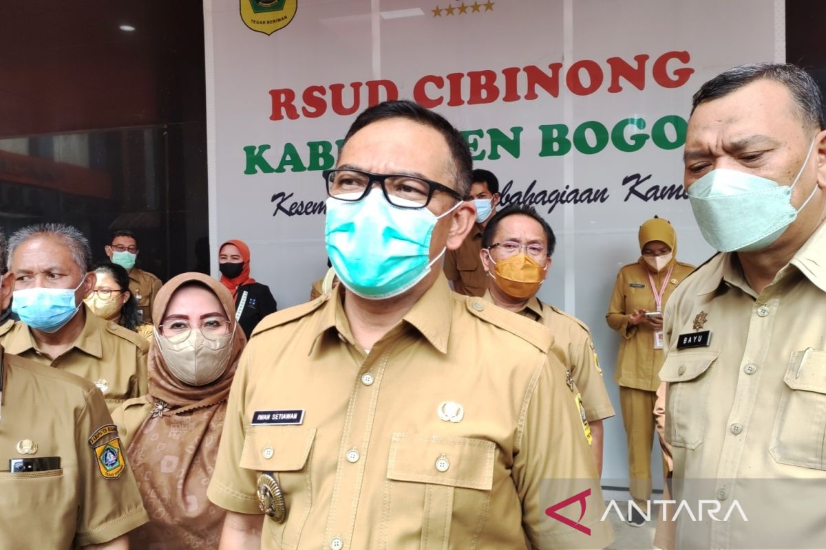 Pemkab Bogor manfaatkan penduduk usia kerja untuk kegiatan ekonomi