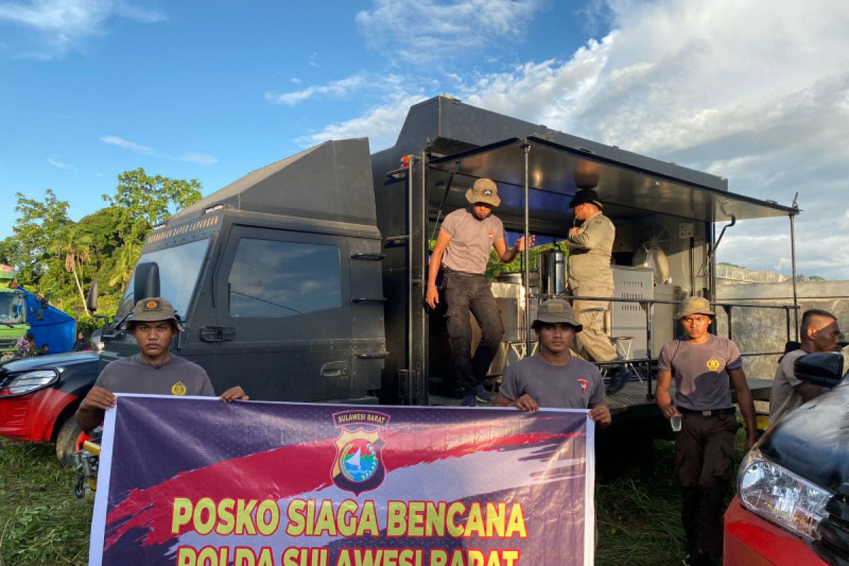 Polda siapkan posko dan dapur lapangan di Mamuju pascagempa