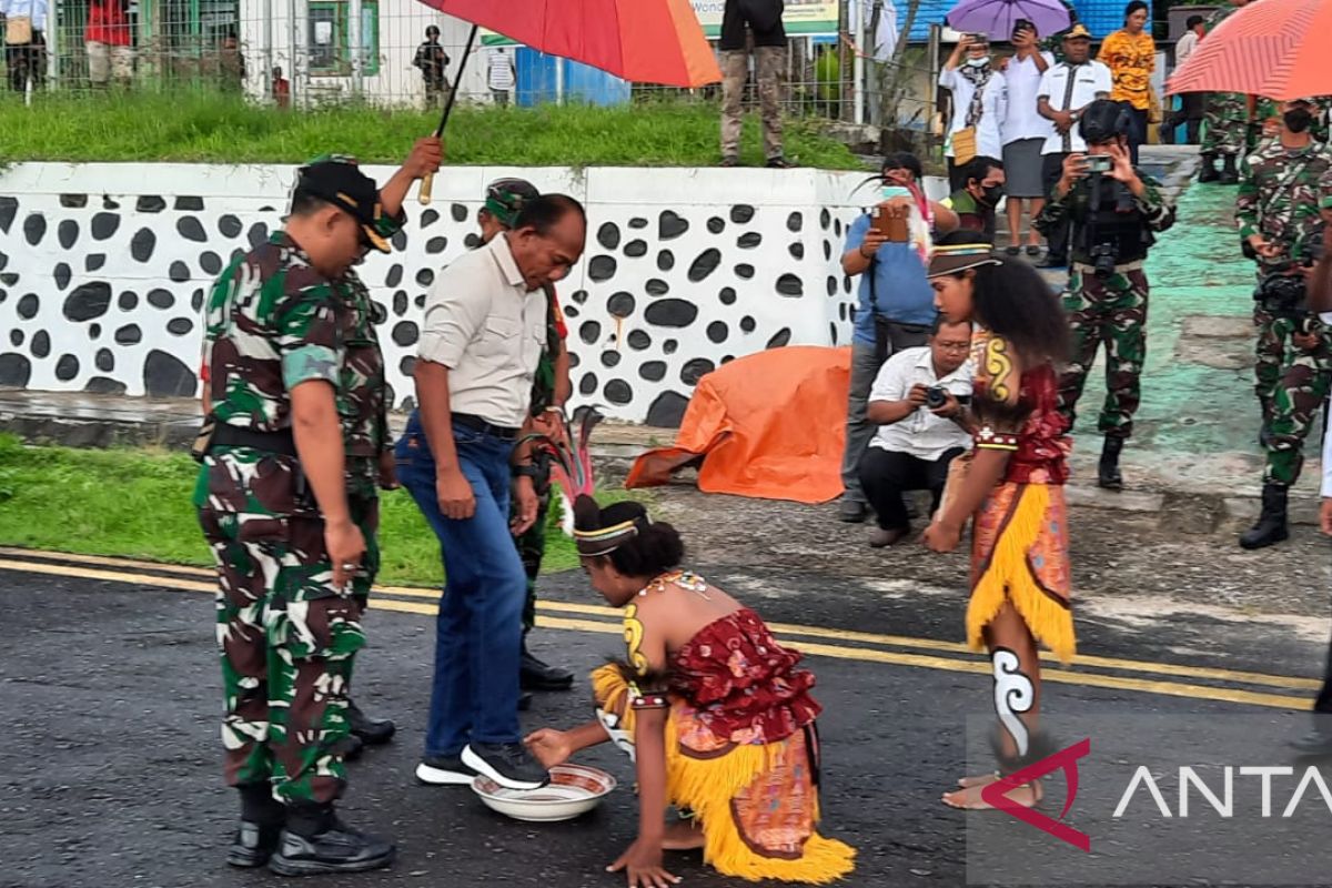 Pangdam Kasuari kunjungan perdana ke Teluk Wondama