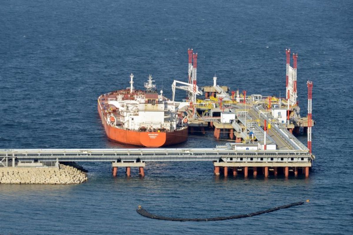 Rusia naikkan ekspor minyak dari pelabuhan Timur