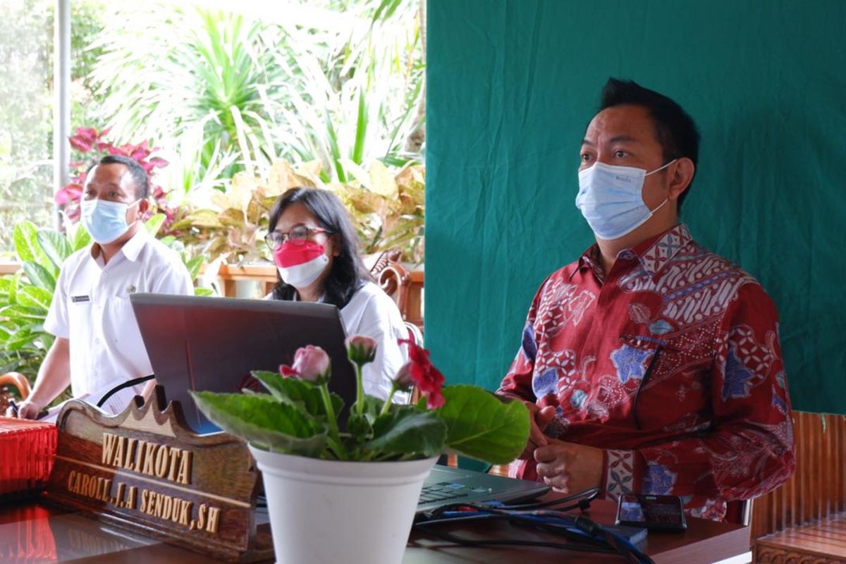 Wali Kota Tomohon: Membumikan Pancasila perkuat cinta Tanah Air
