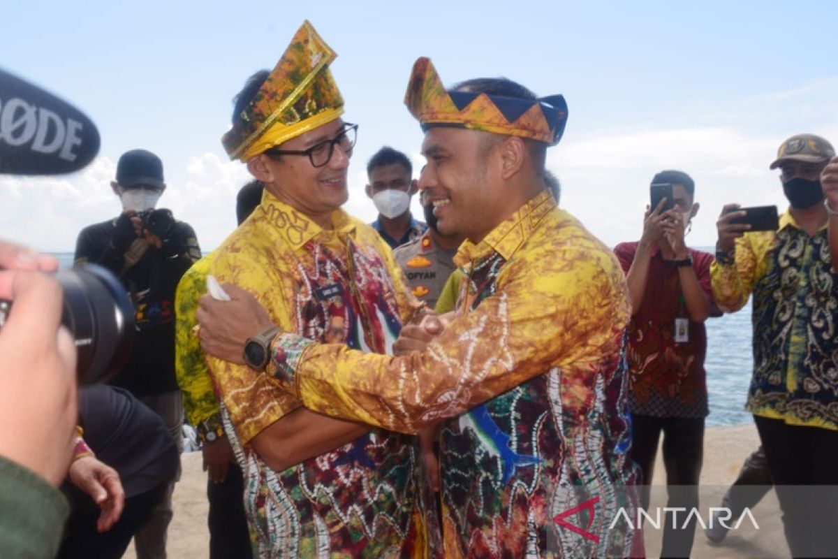 Ketua DPRD sambut kedatangan Menparekraf Sandiaga Salahuddin Uno