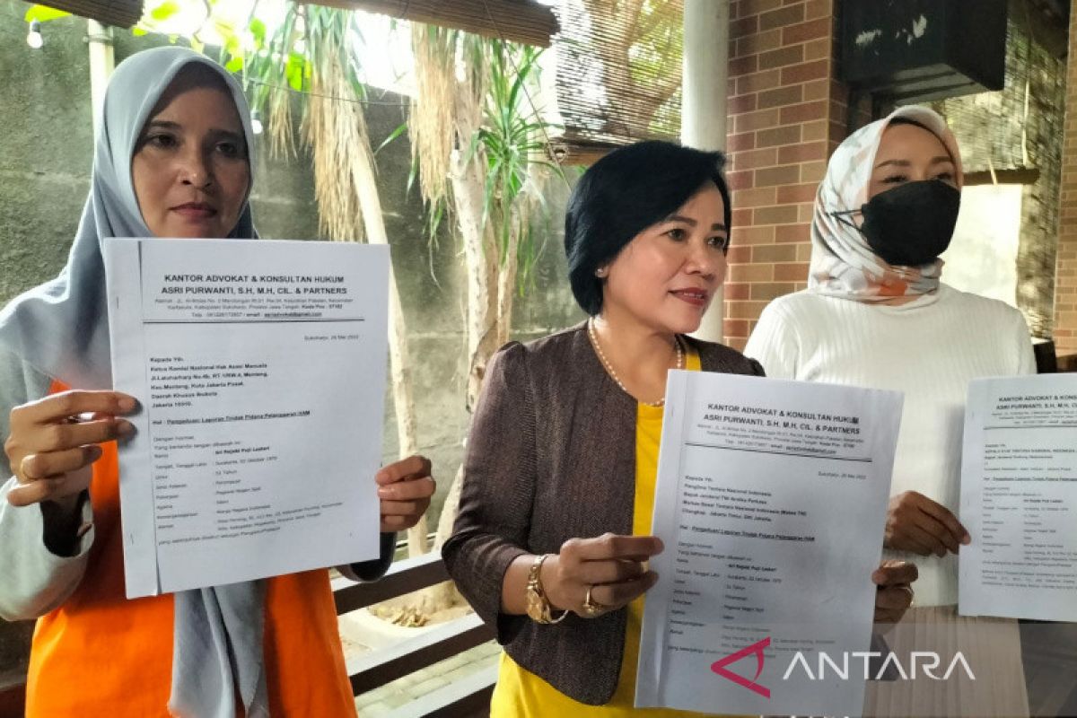 Ibu anggota TNI asal Solo cari keadilan atas kematian anaknya