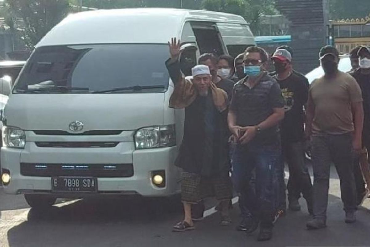 Jakarta Police arrest four members of Khilafatul Muslimin