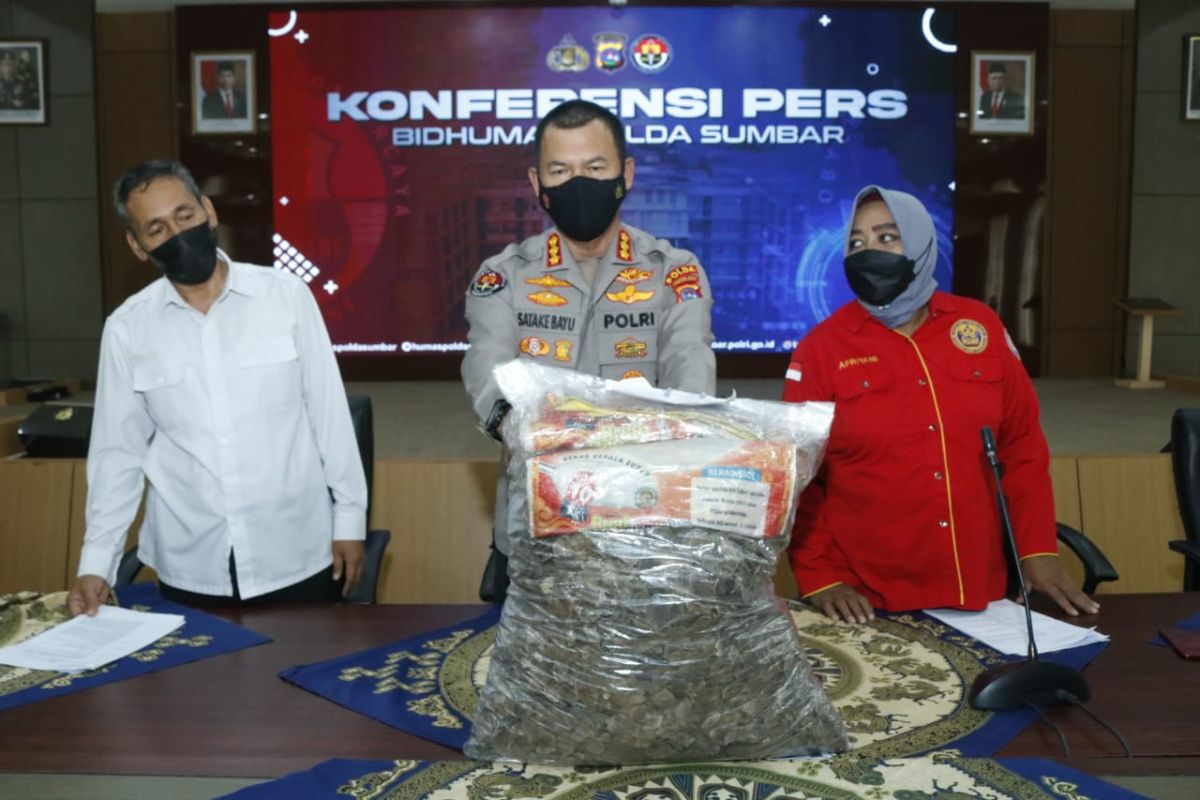 Polisi tangkap penjual sisik trenggiling 12,8 kilogram