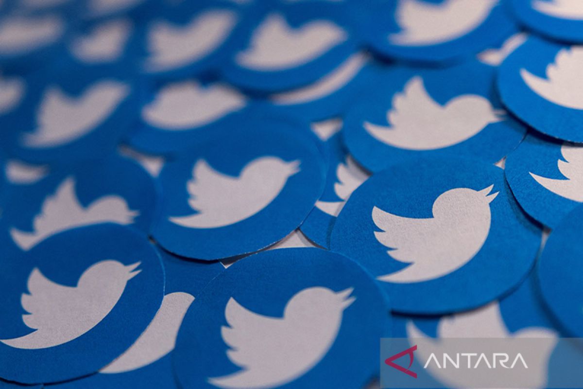 Twitter tunda rencana verifikasi berlangganan
