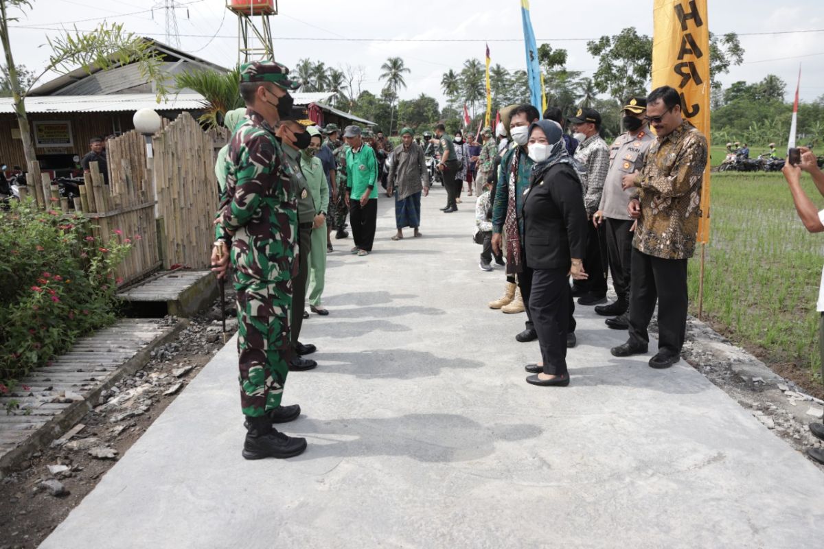 Bupati Sleman berharap TMMD meningkatkan kesejahteraan masyarakat