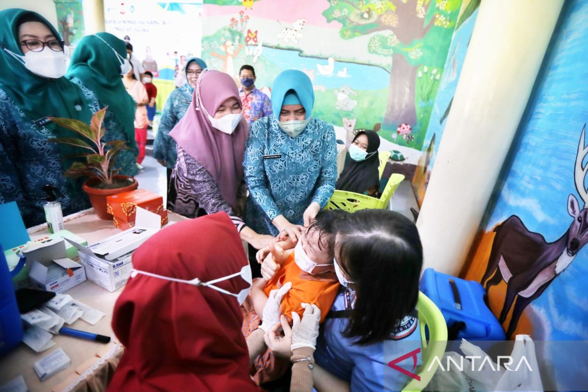 Pemkot Makassar targetkan vaksinasi campak pada 305.211 anak