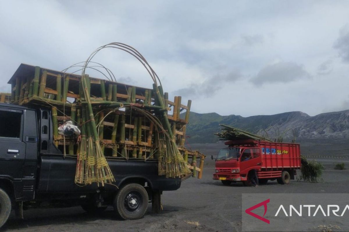 Jelang Kasada, ratusan seniman meriahkan Festival Eksotika Bromo di Probolinggo