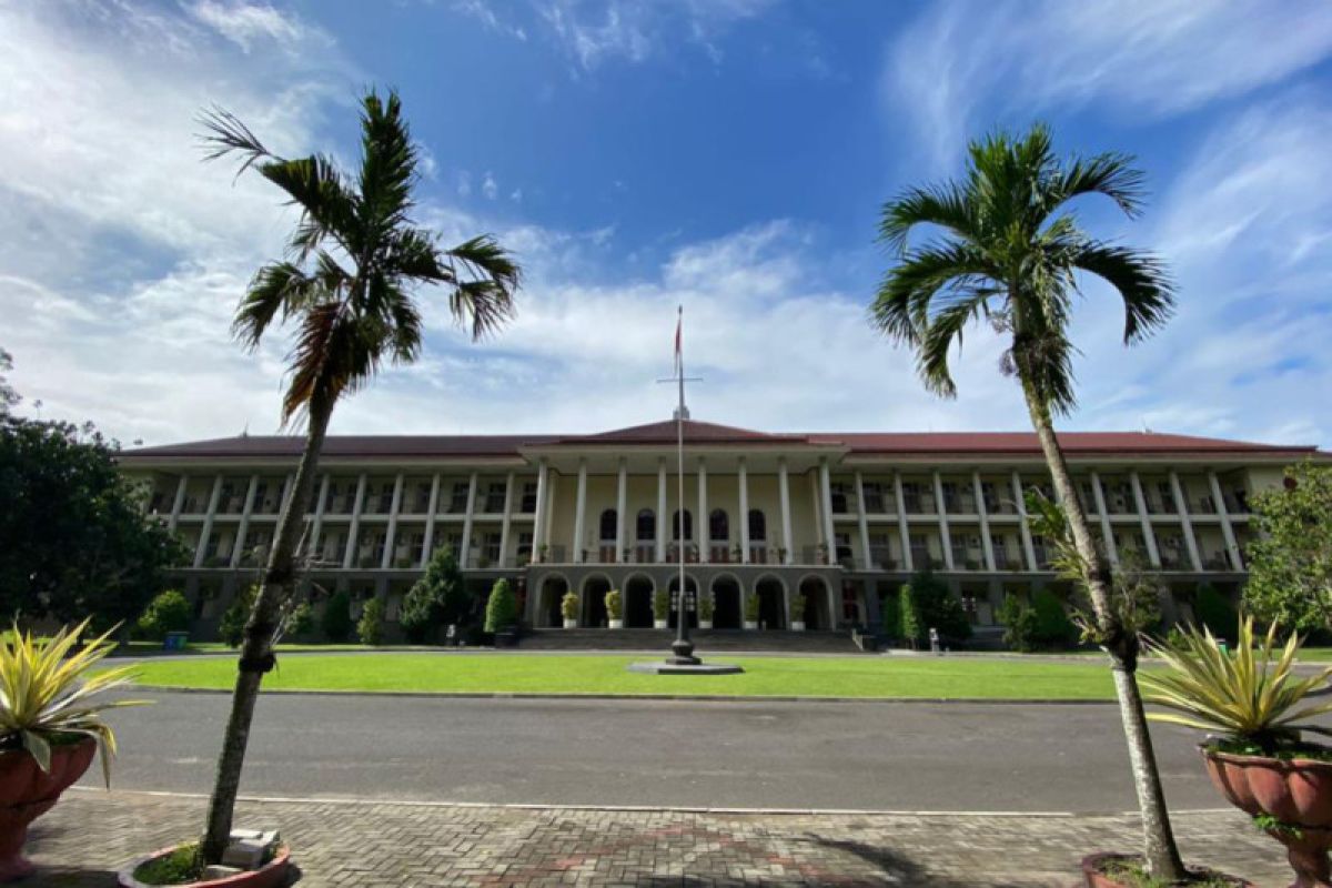 Ugm Peringkat 231 Kampus Terbaik Di Dunia Peringkat 1 Di Indonesia 