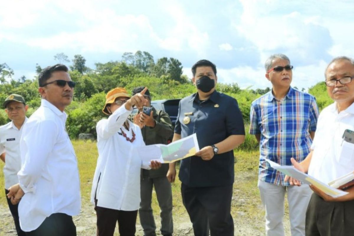 Bupati Samosir monitoring lahan kawasan pertanian terpadu