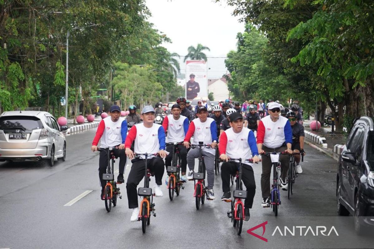 Gowes sepeda PGK dalam rangkaian MUSKOMWIL II Apeksi Sumbagsel, Molen: banyak produk UMKM diborong