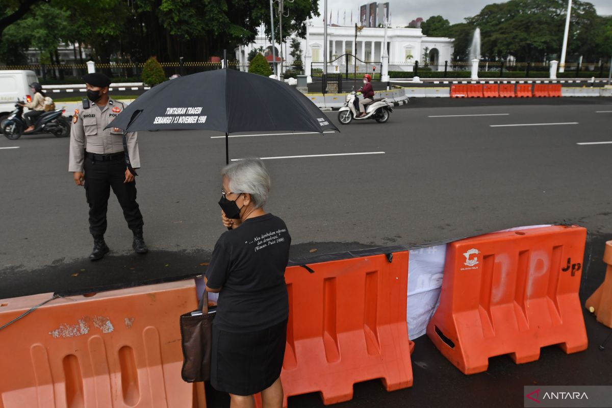 Wanita penerobos Istana Merdeka sempat menodongkan senjata kepada Paspampres