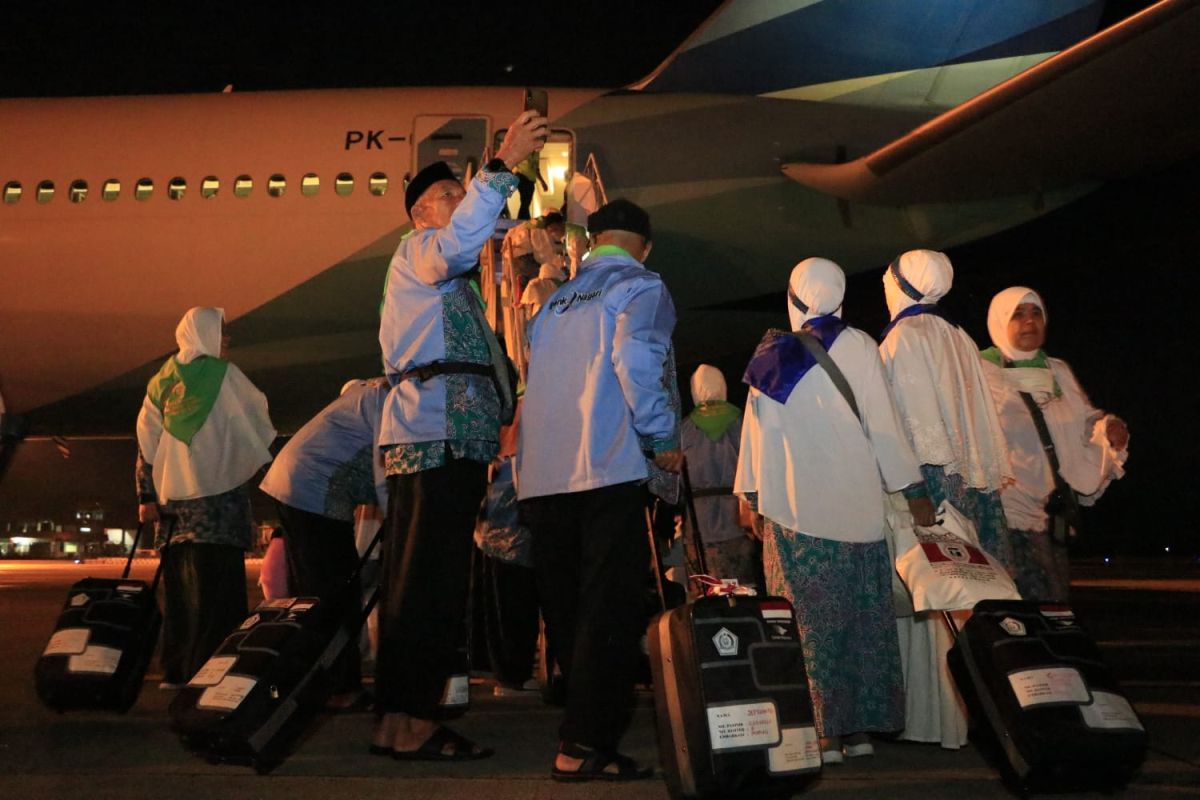 1.963 calon haji dari Embarkasi Padang sudah tiba di Madinah