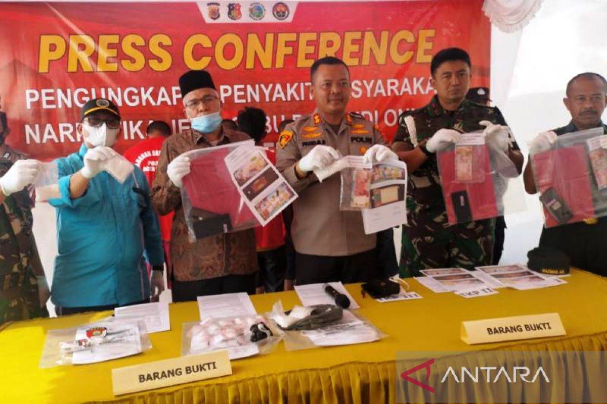 Polres Aceh Barat sita sabu senilai Rp400 juta dari empat tersangka