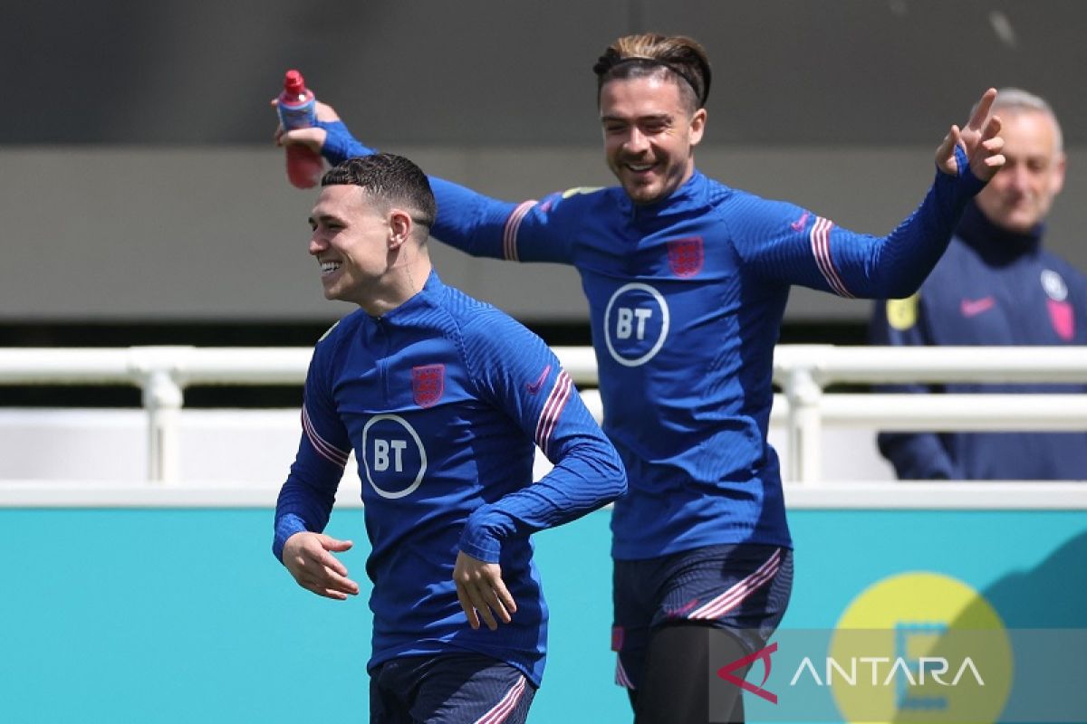 Inggris kemungkinan hadapi Italia tanpa Phil Foden dan Kalvin Phillips